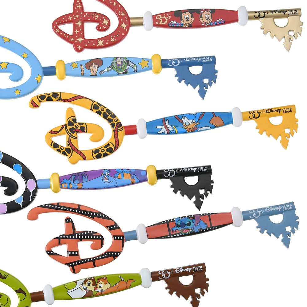 公式 ショップディズニー ディズニーキャラクター シークレットオブジェ コレクタブルキー Disney Store Japan 30th