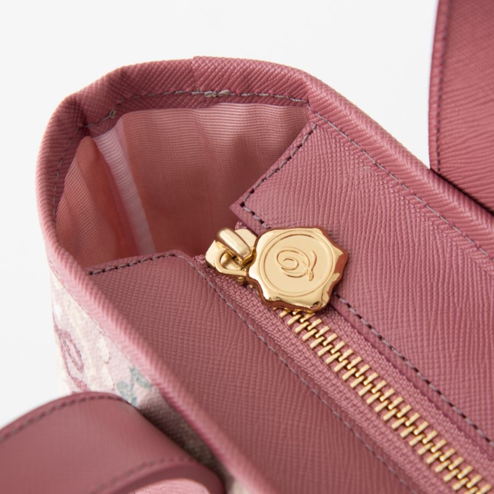 【キューポット】ミニー/ミニトートバッグ　ヴィンテージケーキ