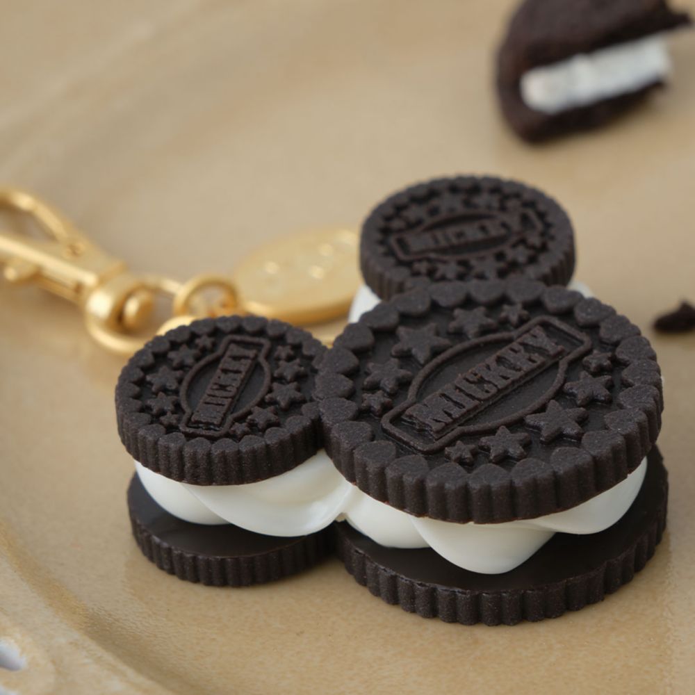 【キューポット】ミッキーマウス/バッグチャーム　クリームサンド ココア クッキー