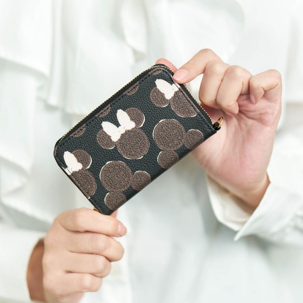 【キューポット】コンパクト ラウンドファスナー ウォレット　ミッキー&ミニー クリームサンド ココアクッキー