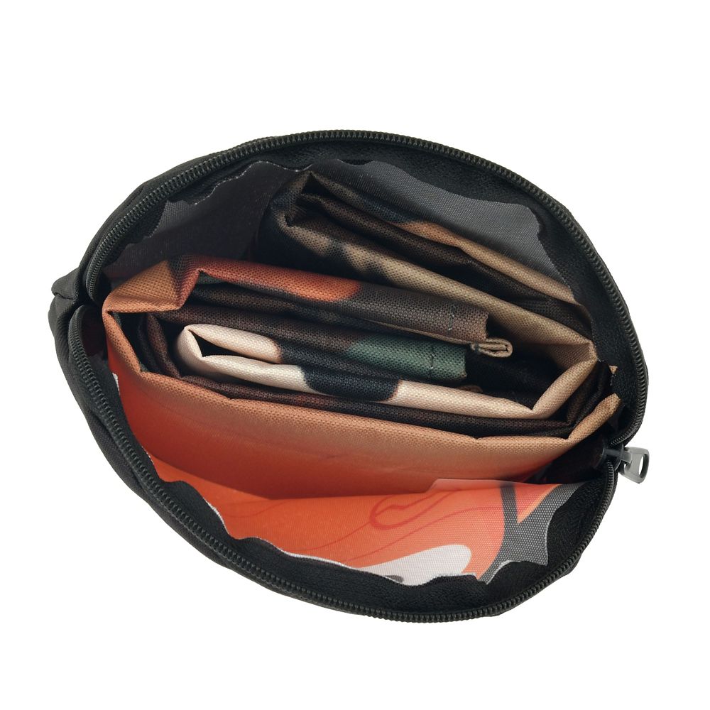 ベイマックス＆ヒロ・ハマダ レジャーシート ポーチ入り Moment