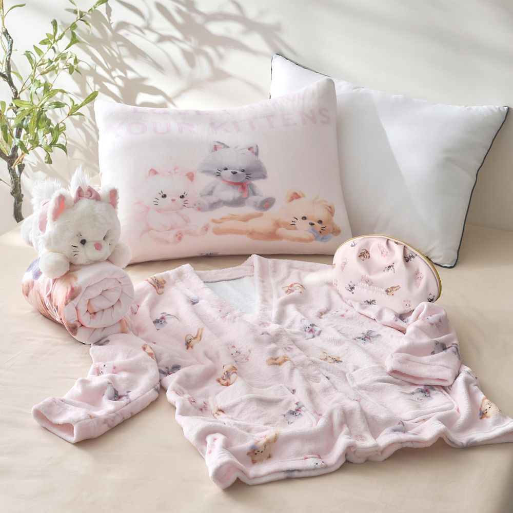 マリー、ベルリオーズ、トゥルーズ おしゃれキャット ブランケット ぬいぐるみ付き NUIGURUMI