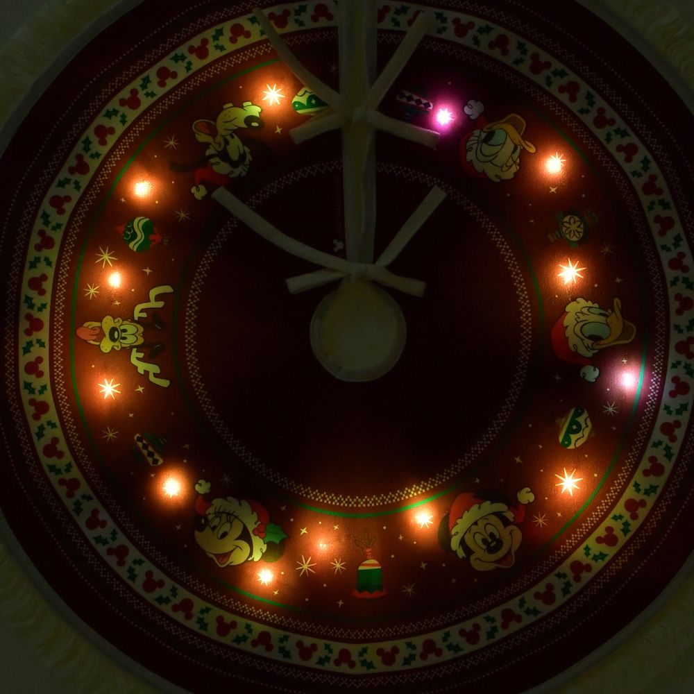 ミッキー＆フレンズ ツリースカート ライトアップ DISNEY CHRISTMAS