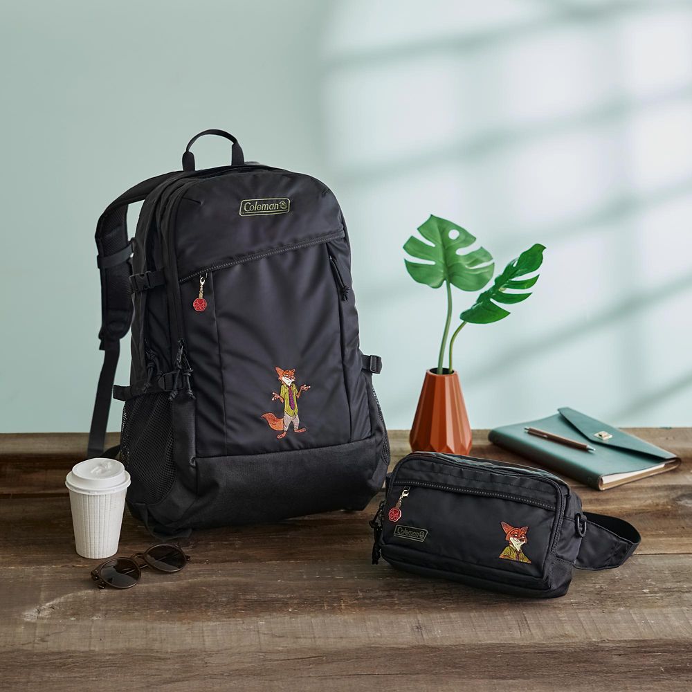 【Coleman(R)】ニック・ワイルド リュックサック・バックパック 33L チャーム付き 刺しゅう