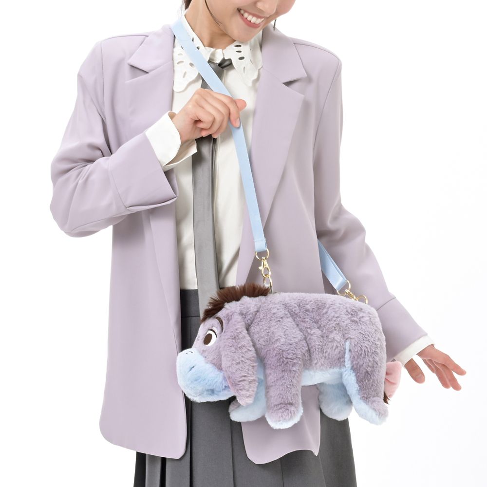 イーヨー マルチポシェット ぬいぐるみ風 手ぶらGoods