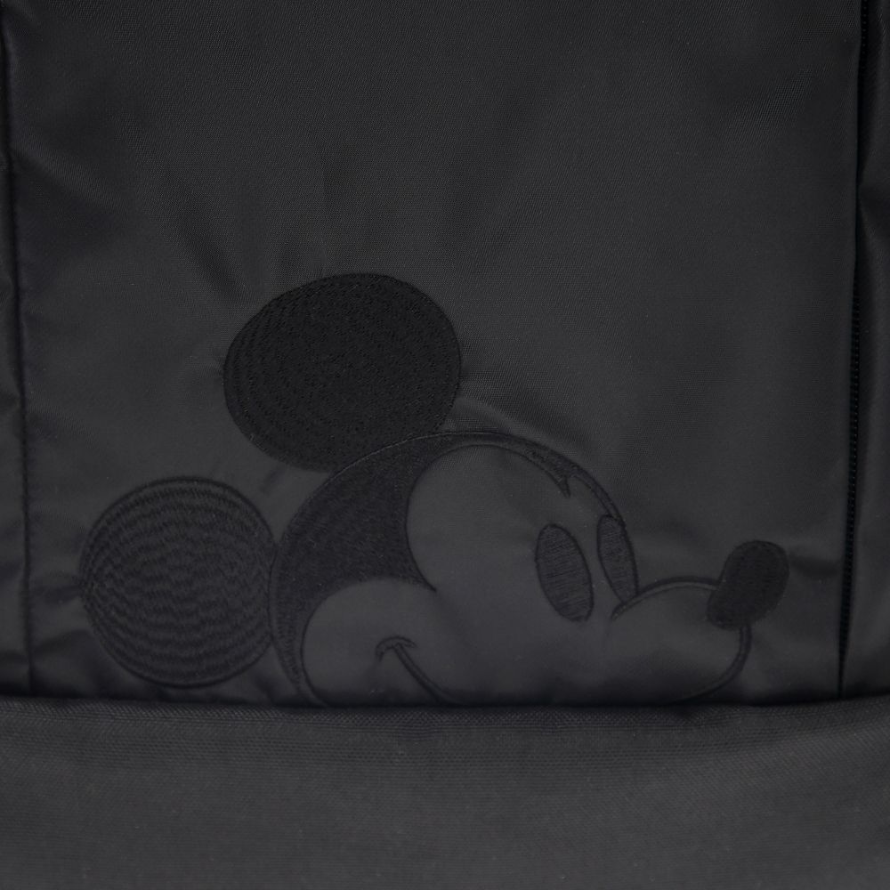 【Coleman(R)】ミッキー リュックサック・バックパック 33L オールブラック 刺しゅう