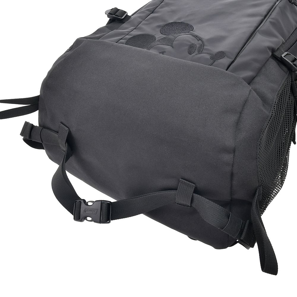 【Coleman(R)】ミッキー リュックサック・バックパック 33L オールブラック 刺しゅう