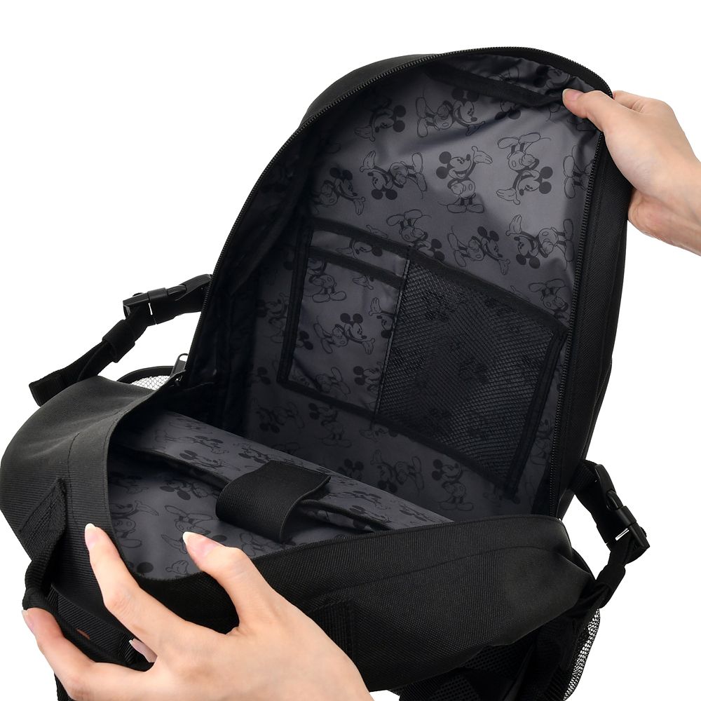 ミッキー リュックサック・バックパック 21L ポーチ付き ロゴ刺しゅう Life Partner Bag