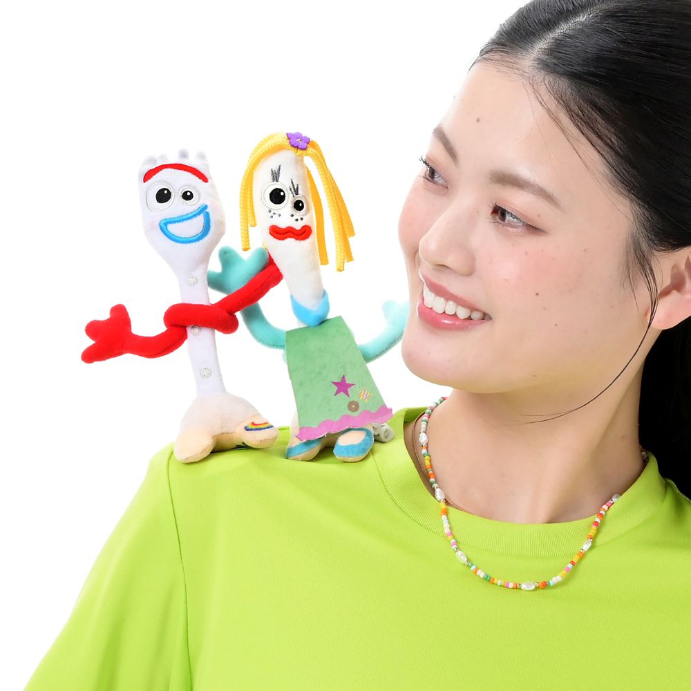 フォーキー＆カレン・ビバリー ぬいぐるみ セット 肩のり TOY STORY 5