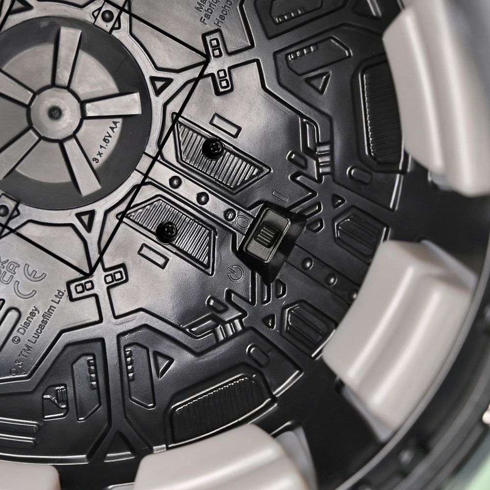 スター・ウォーズ マンダロリアン ヘルメット レプリカ ボイスチェンジ機能付き THE MANDALORIAN AND GROGU