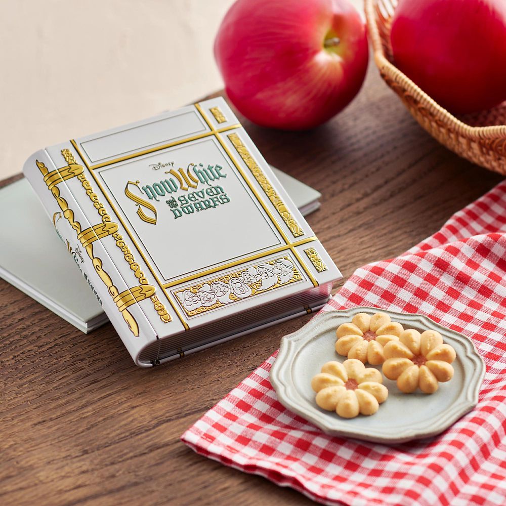 【再入荷】白雪姫 クッキー 缶入り ストーリーブック Ever Green