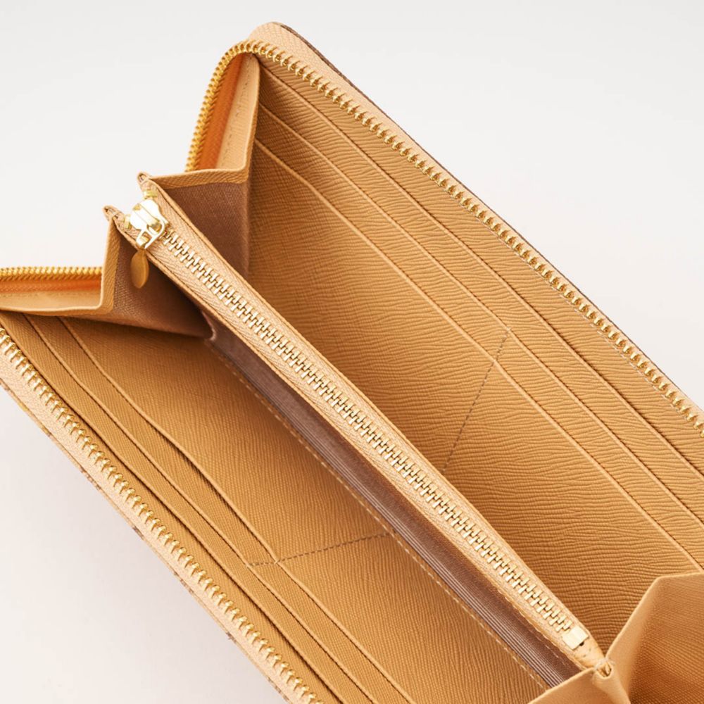 【キューポット】プー/ラウンドファスナーウォレット　ハニービスケット