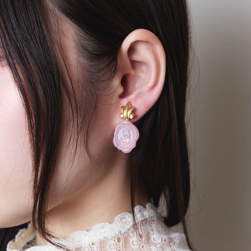 【キューポット】イヤリング　白雪姫/カメオキャンディ