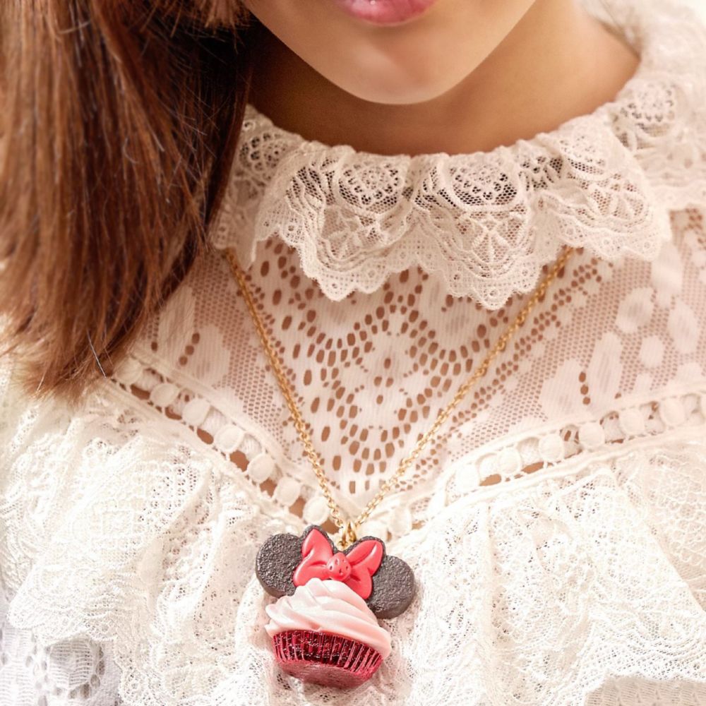 【キューポット】ミニー/ネックレス　ストロベリーカップケーキ