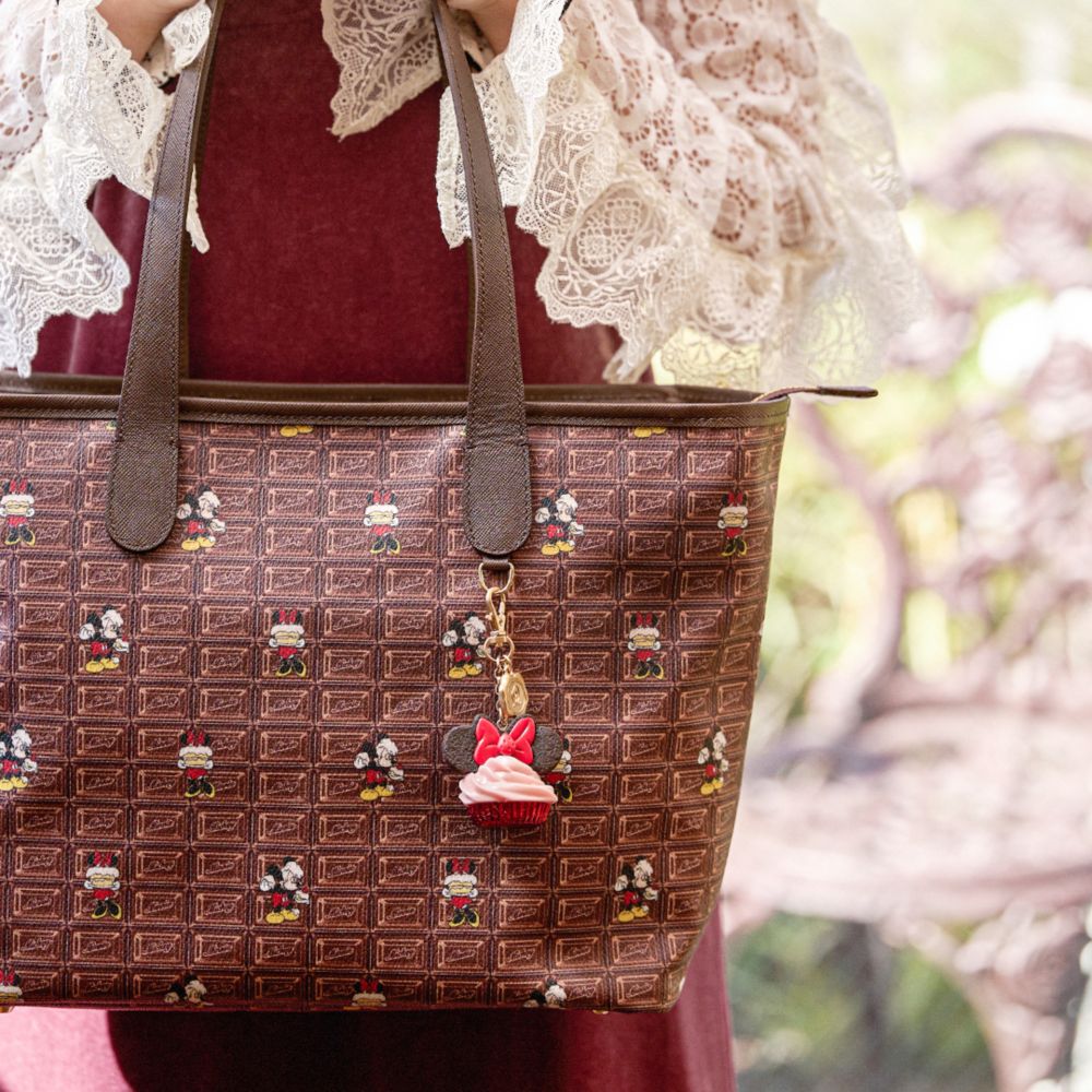 【キューポット】ミニー/バッグチャーム　ストロベリーカップケーキ