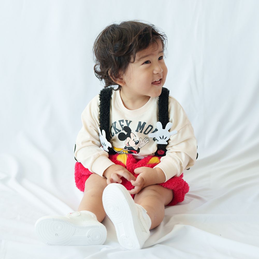 【キッズ用】【BREEZE】ミッキー キッズ用長袖Tシャツ 90～100