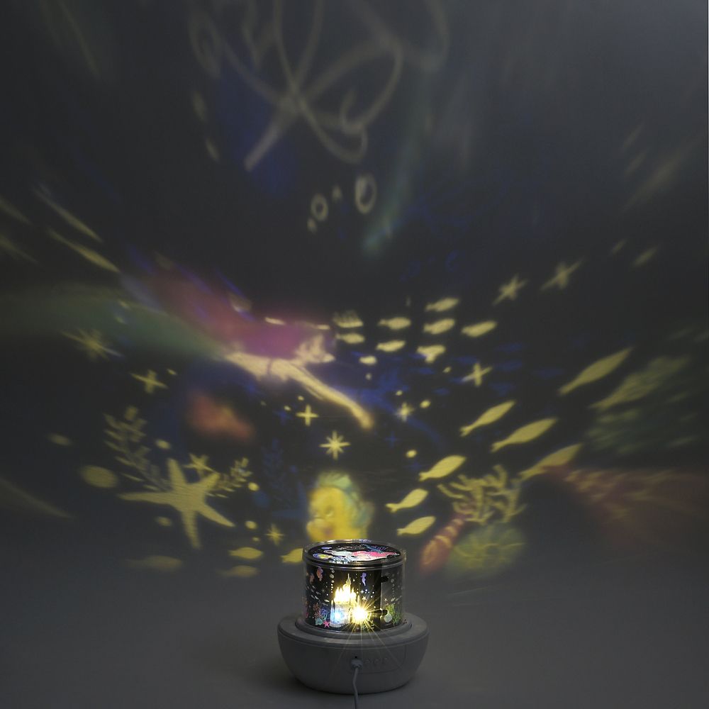 アリエル、フランダー、セバスチャン ルームプロジェクション Feeling Like Ariel