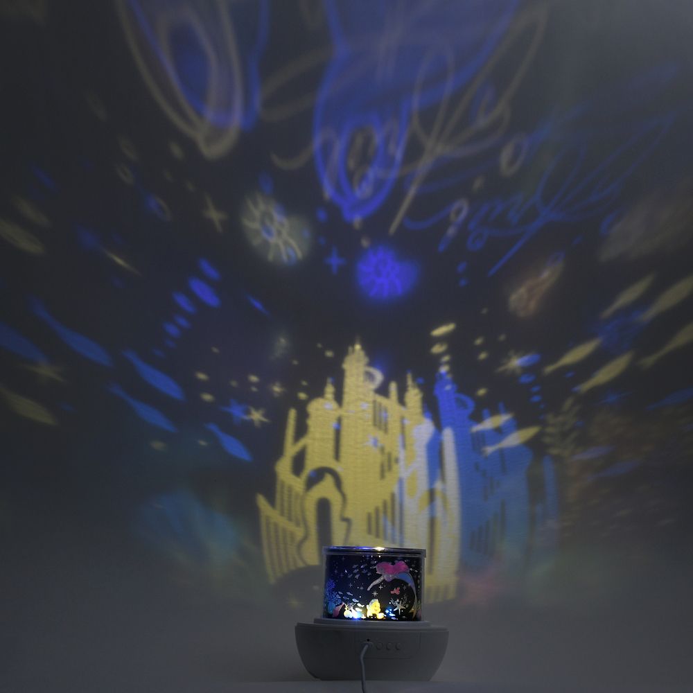 アリエル、フランダー、セバスチャン ルームプロジェクション Feeling Like Ariel