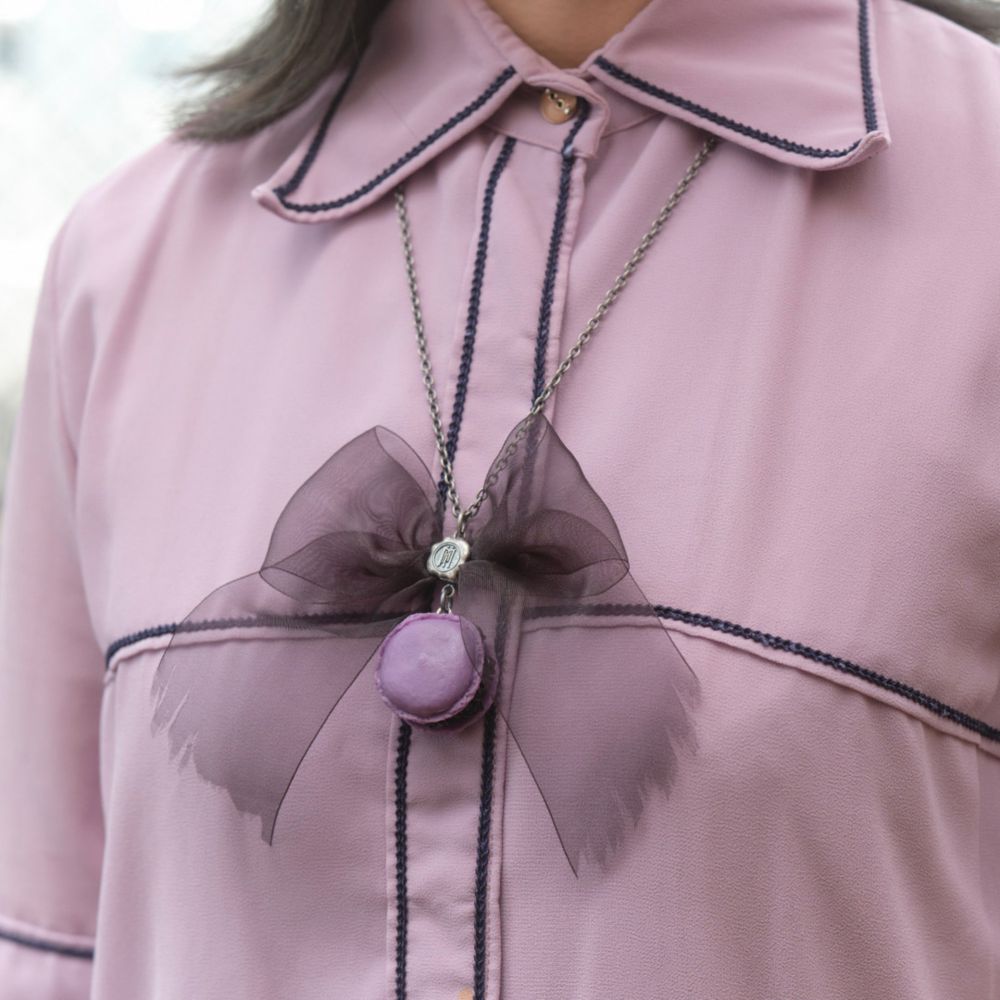 【キューポット】ホーンテッドマンション/ネックレス　ウォールペーパー マカロン