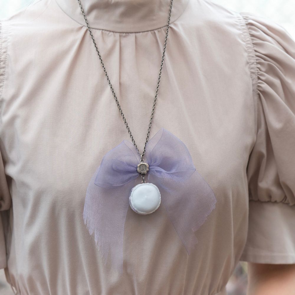 【キューポット】ホーンテッドマンション/ネックレス　ゴースト・ブライド マカロン