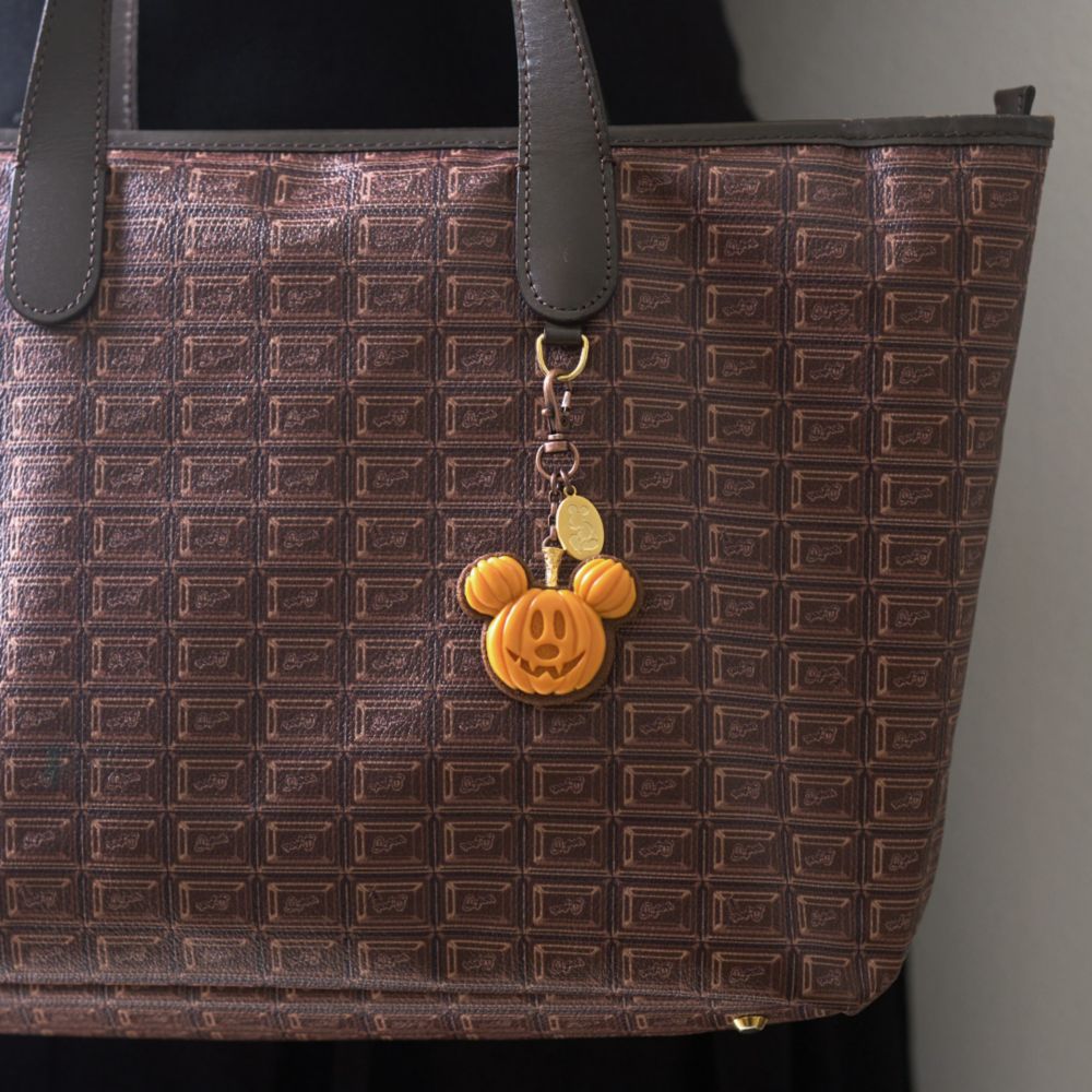 【キューポット】ミッキーマウス/バッグチャーム　パンプキン クッキー