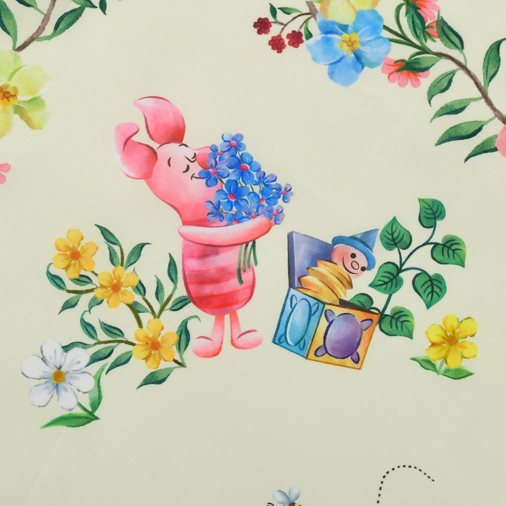 【再入荷】プー＆フレンズ レジャーシート (M) ポーチ入り Splendid Colors Compact Picnic Sheet