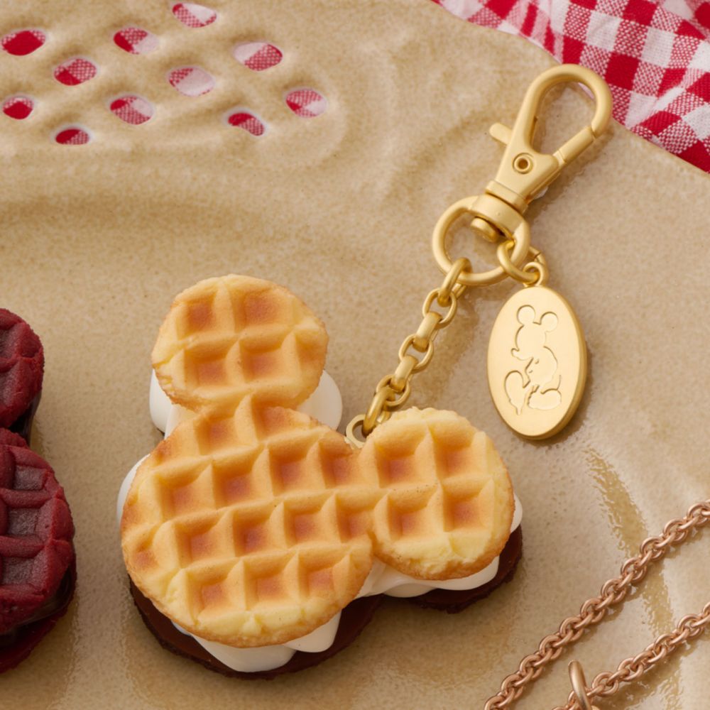 【キューポット】ミッキーマウス/バッグチャーム　バターミルク&チョコレートワッフル