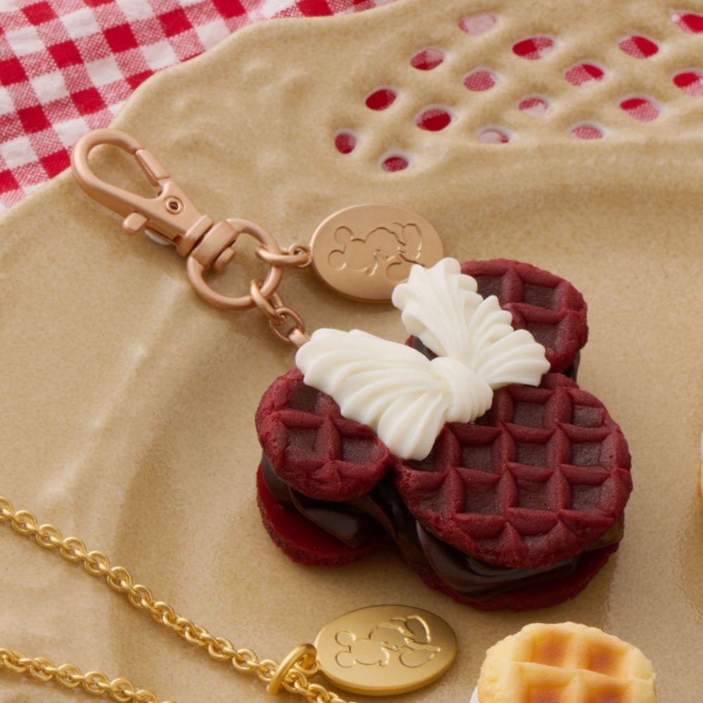 【キューポット】ミニーマウス/バッグチャーム　ストロベリーワッフル