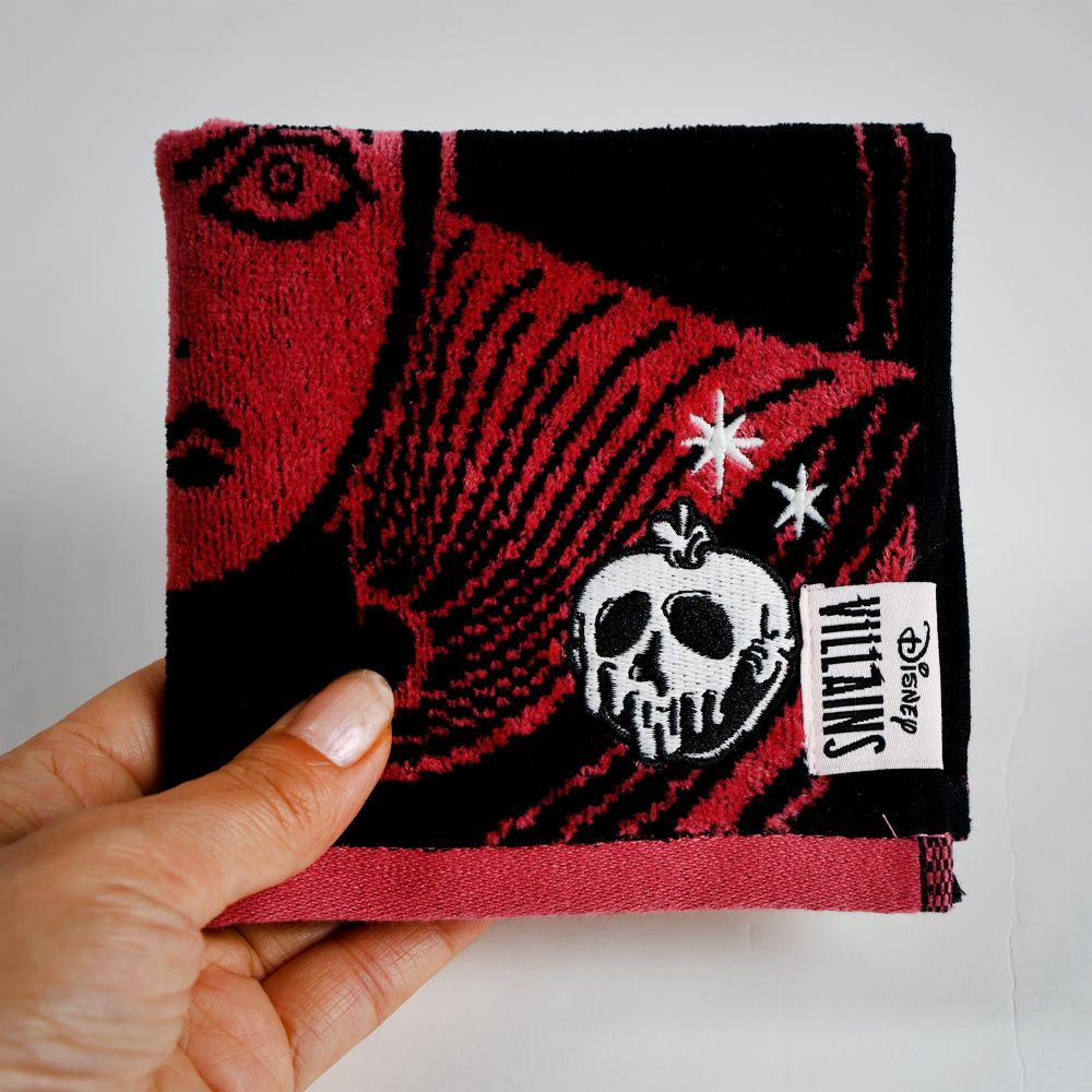 ディズニーヴィランズ ミニタオル ダークフェイスレッド