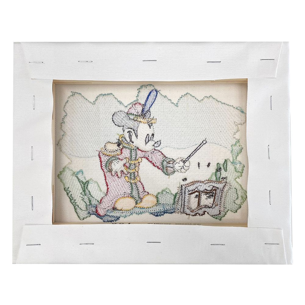 刺しゅうキャンバスアート　「ミッキーマウス」