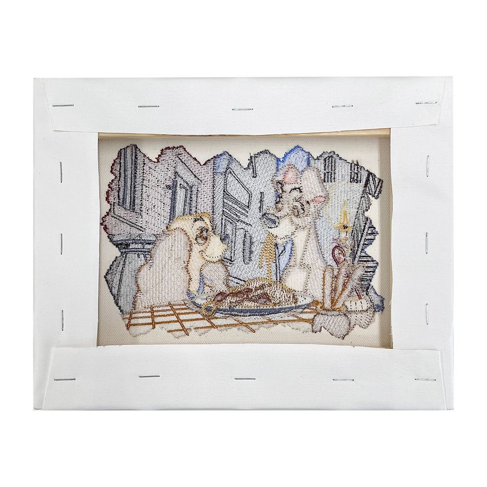 刺しゅうキャンバスアート　「わんわん物語」