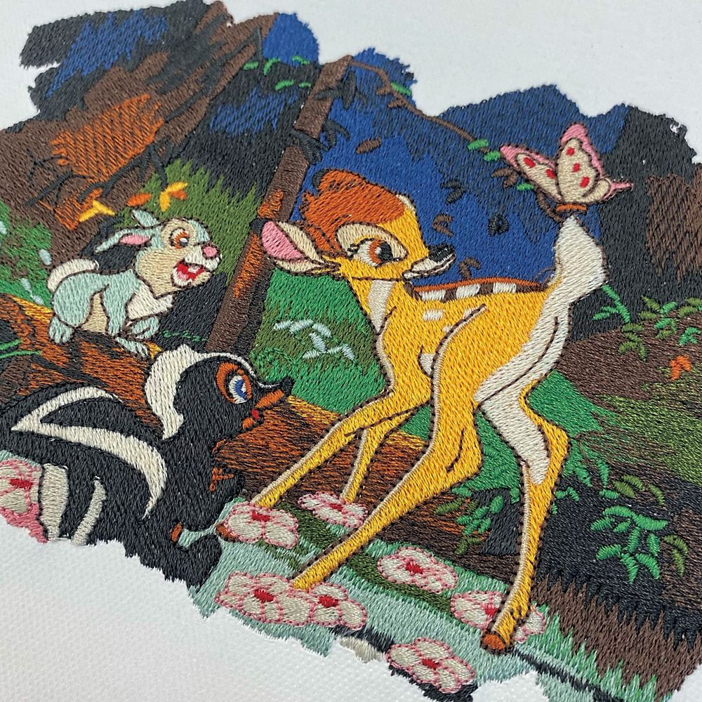 刺しゅうキャンバスアート　「バンビ」