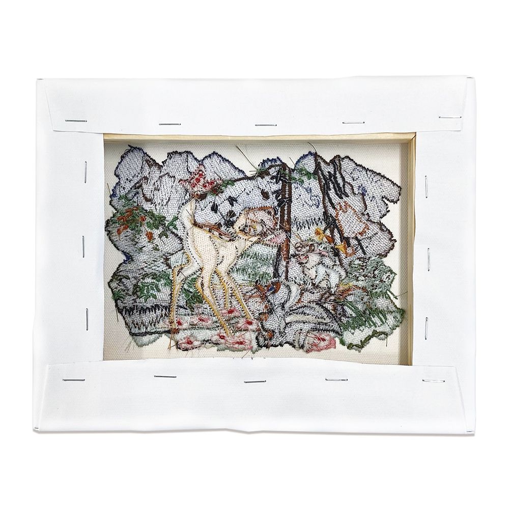 刺しゅうキャンバスアート　「バンビ」