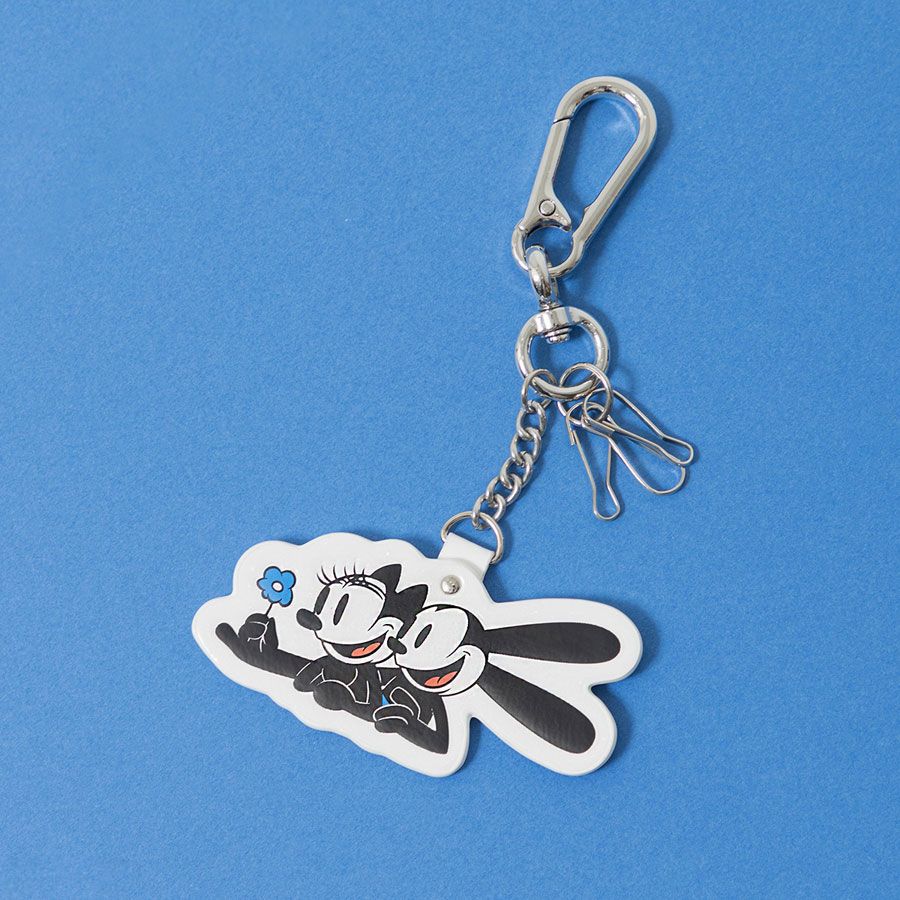 【ACCOMMODE】『オズワルド・ザ・ラッキー・ラビット』オズワルドスマートキーチャーム(D-ST1741/WH)