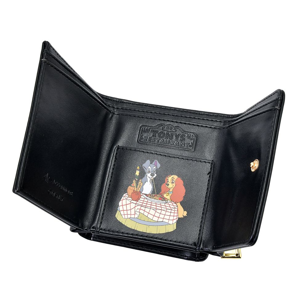 公式 ショップディズニー Accommode トランプ 財布 ウォレット フェイスパッチ わんわん物語