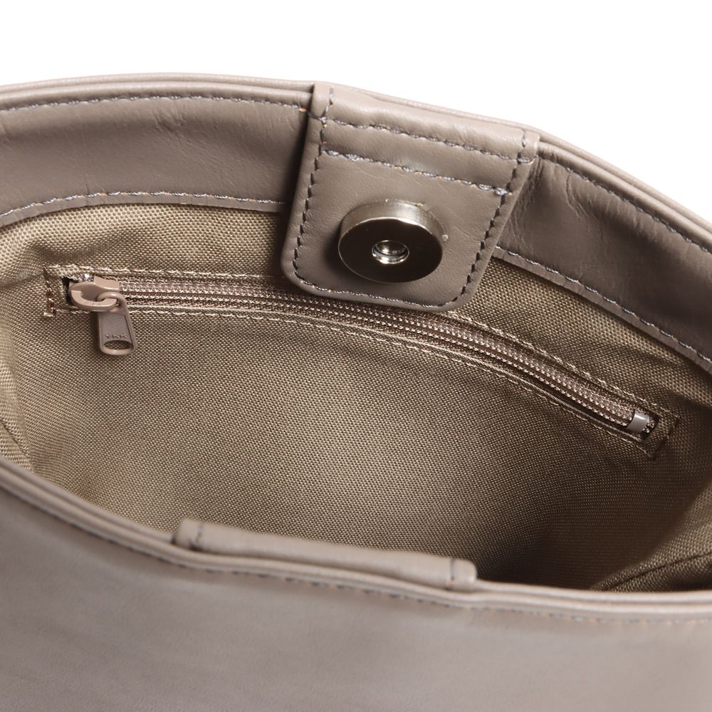 Plus Anq(プラスアンク) 『ジャングル・ブック』デザイン クロスボディバッグ