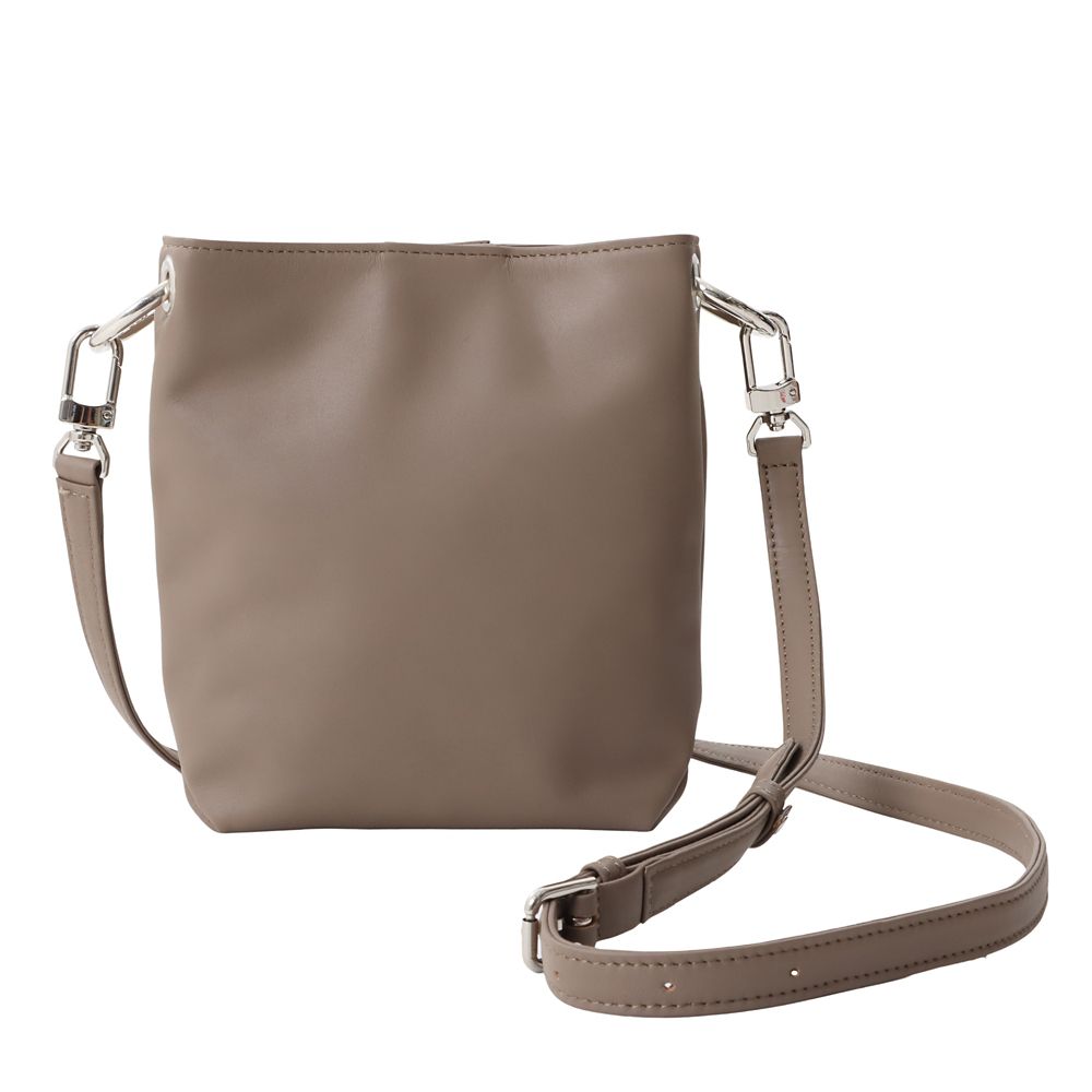 Plus Anq(プラスアンク) 「くまのプーさん」デザイン クロスボディバッグ