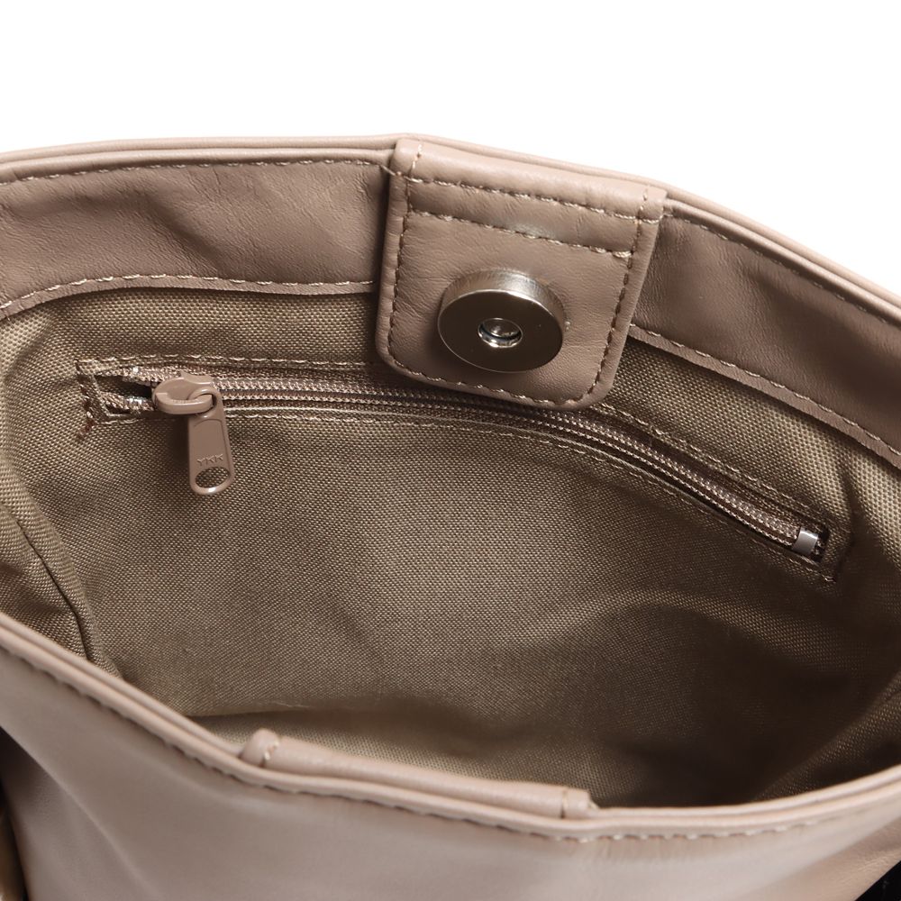 Plus Anq(プラスアンク) 「くまのプーさん」デザイン クロスボディバッグ