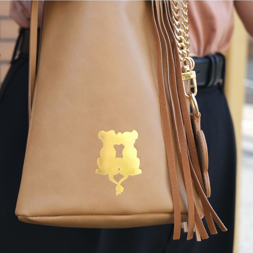 Plus Anq(プラスアンク)  『ライオン・キング』 シンバ デザイン フリンジショルダーバッグ&チャーム