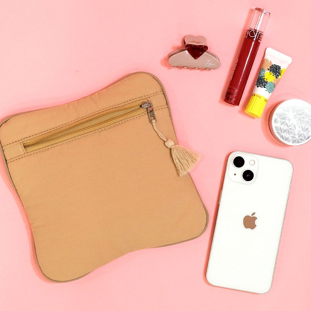 
  Plus Anq(プラスアンク) バンビ デザイン パデッドポーチ