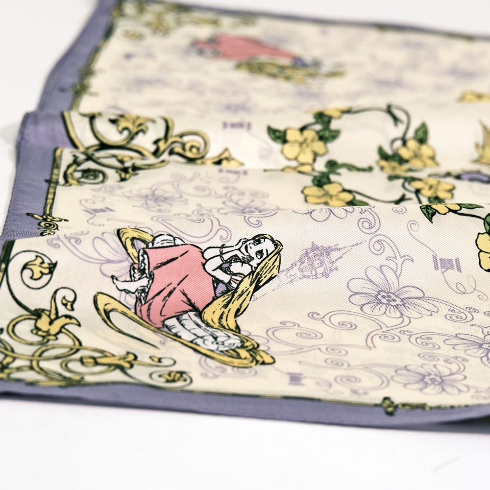 Plus Anq(プラスアンク) 塔の上のラプンツェル デザイン シルクスカーフ