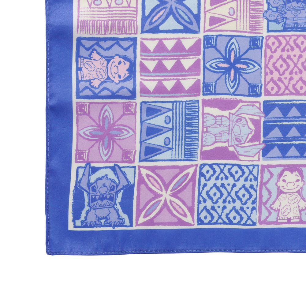 【Plus Anq(プラスアンク)】　『 リロ＆スティッチ 』 デザイン スカーフ