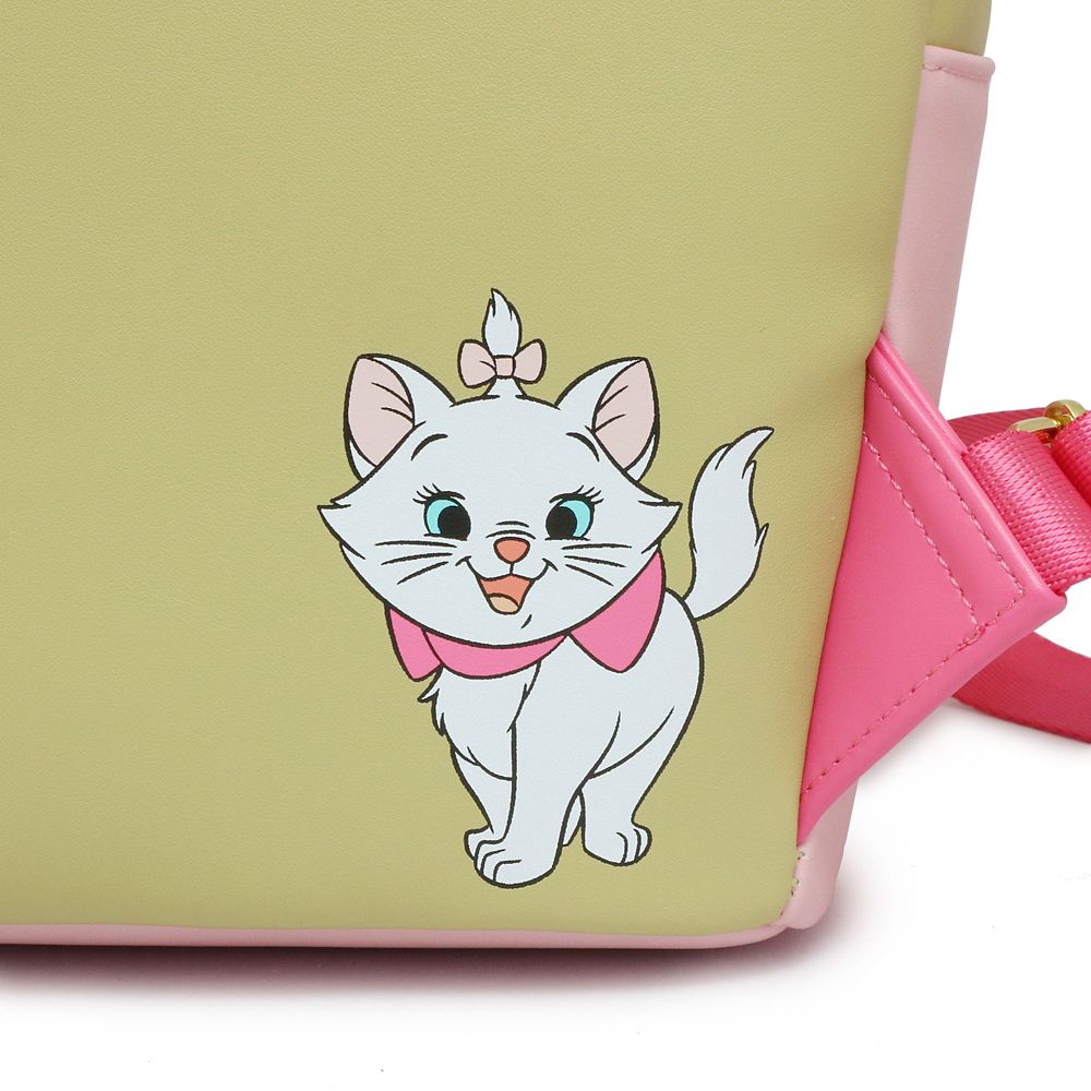 公式 ショップディズニー Loungefly マリー おしゃれキャット ミニリュック カップケーキ