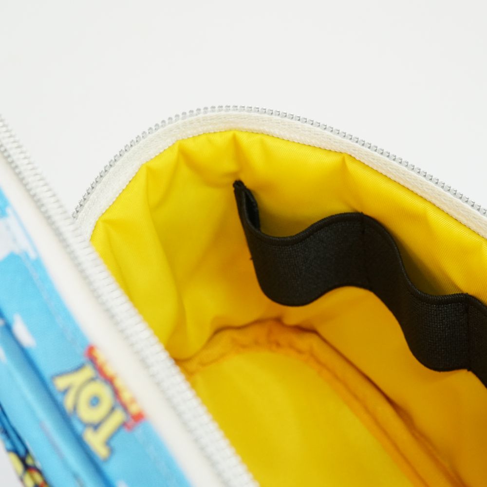 ディズニー／トラベルポーチ 　(トイストーリー柄)　Ｄ48741B トラベル