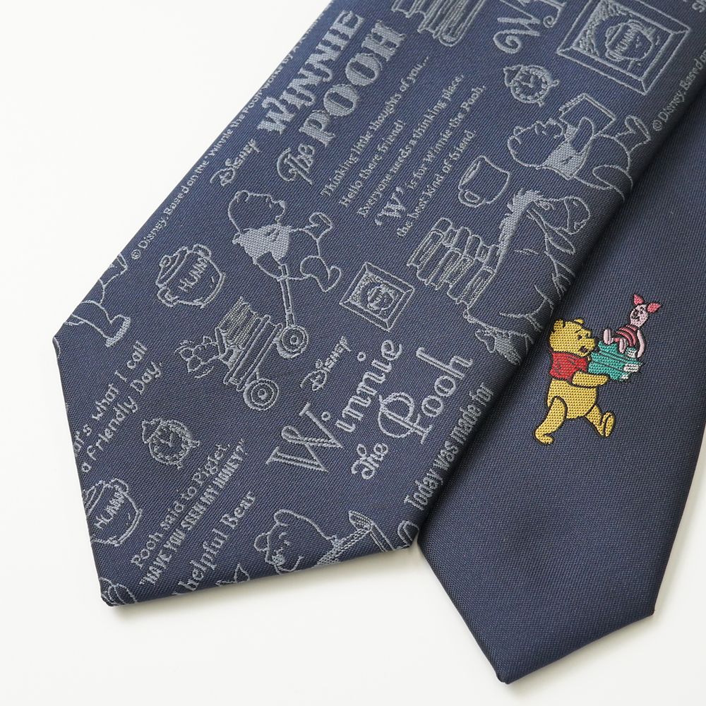 プーさんのカリグラフィー柄ネクタイ