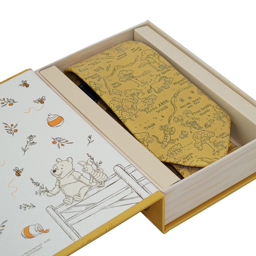 ディズニー／BOOK型BOX入りネクタイ 　(くまのプーさん）DSD50374