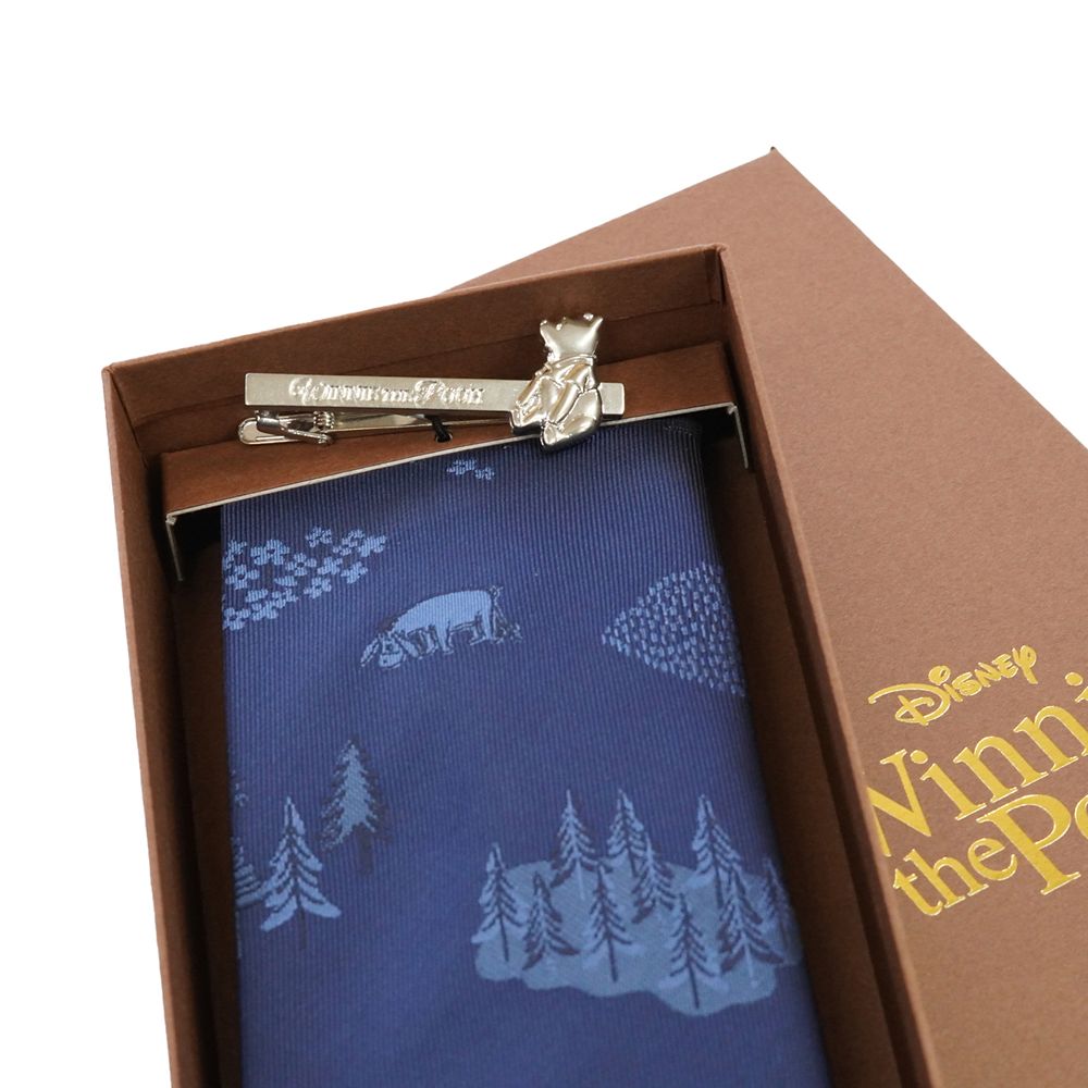 DISNEY／ネクタイ＆タイバー BOXセット　(くまのプーさん　ワンポイント柄&times;お座りタイバー）DNDW1431紺 & Wa-12