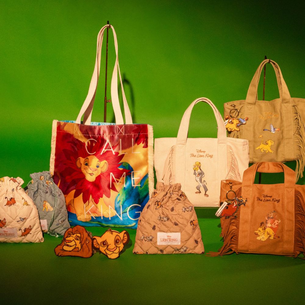 【ACCOMMODE】『ライオン・キング』シンバ ダイカットポーチ(D-ST2031/MU)