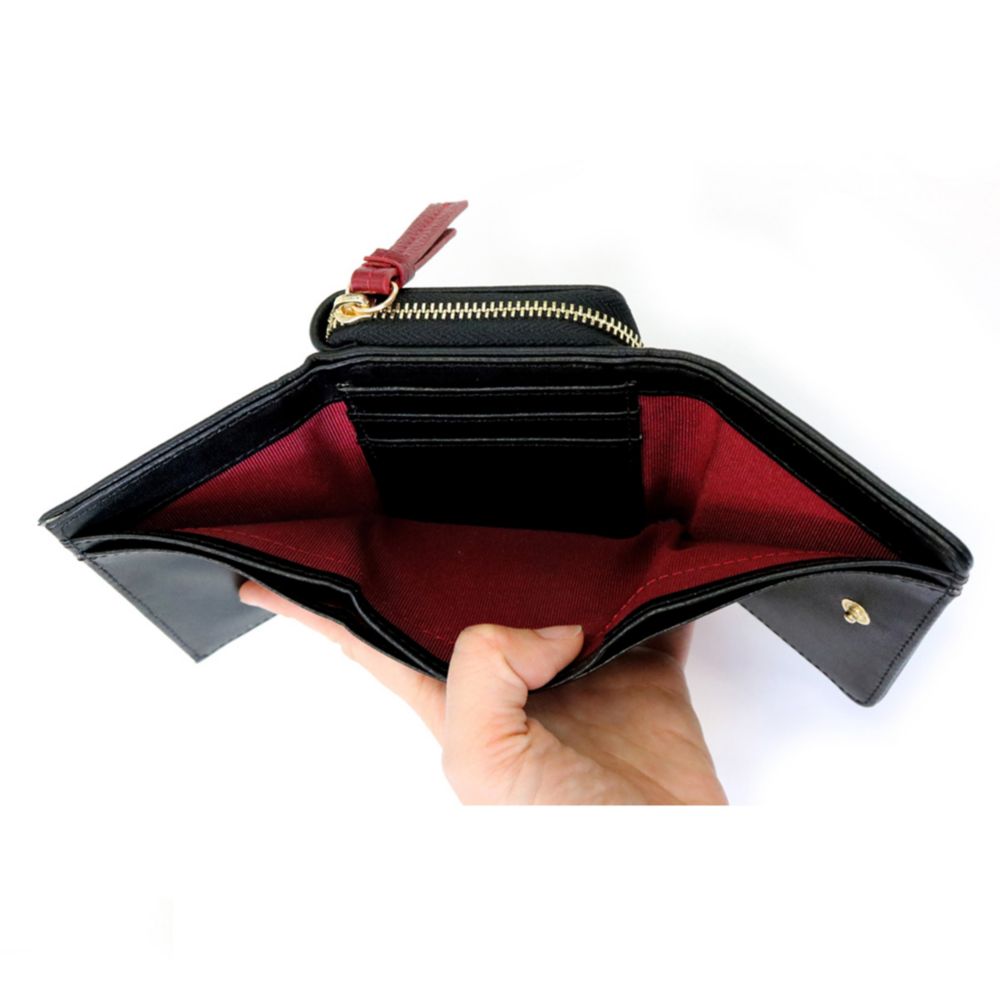 【ACCOMMODE】『101匹わんちゃん』クルエラ メタルフレームウォレット(D-KJ1522/BK)