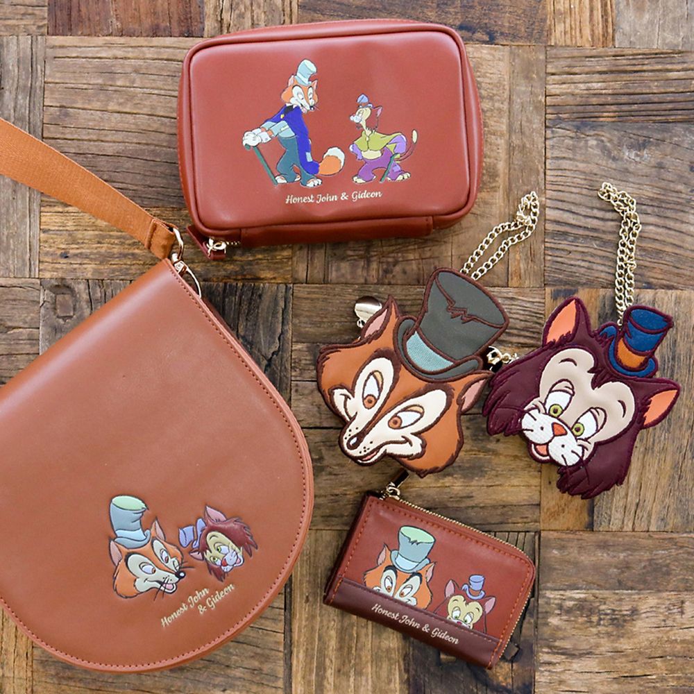 【ACCOMMODE】『ピノキオ』ファウルフェロー ダイカットポーチチャーム(D-ST881-2/BR)